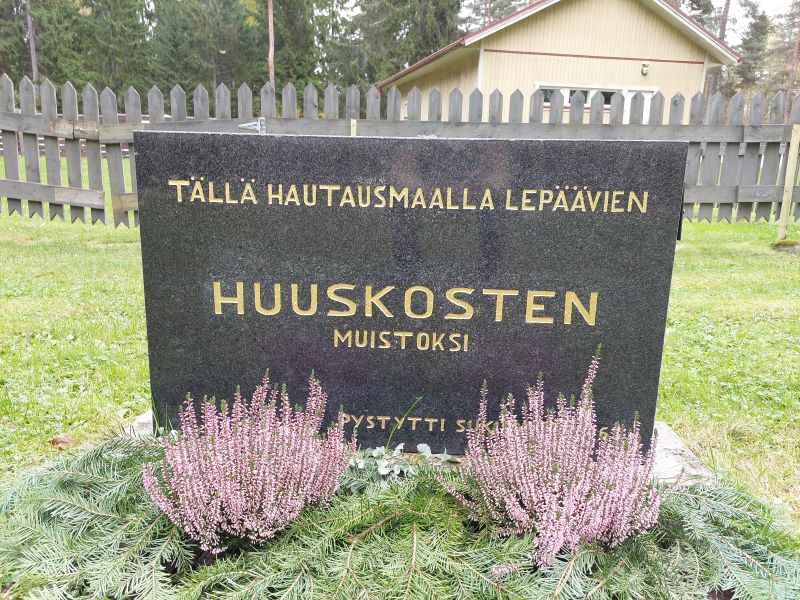 Karttulan sukukivi
